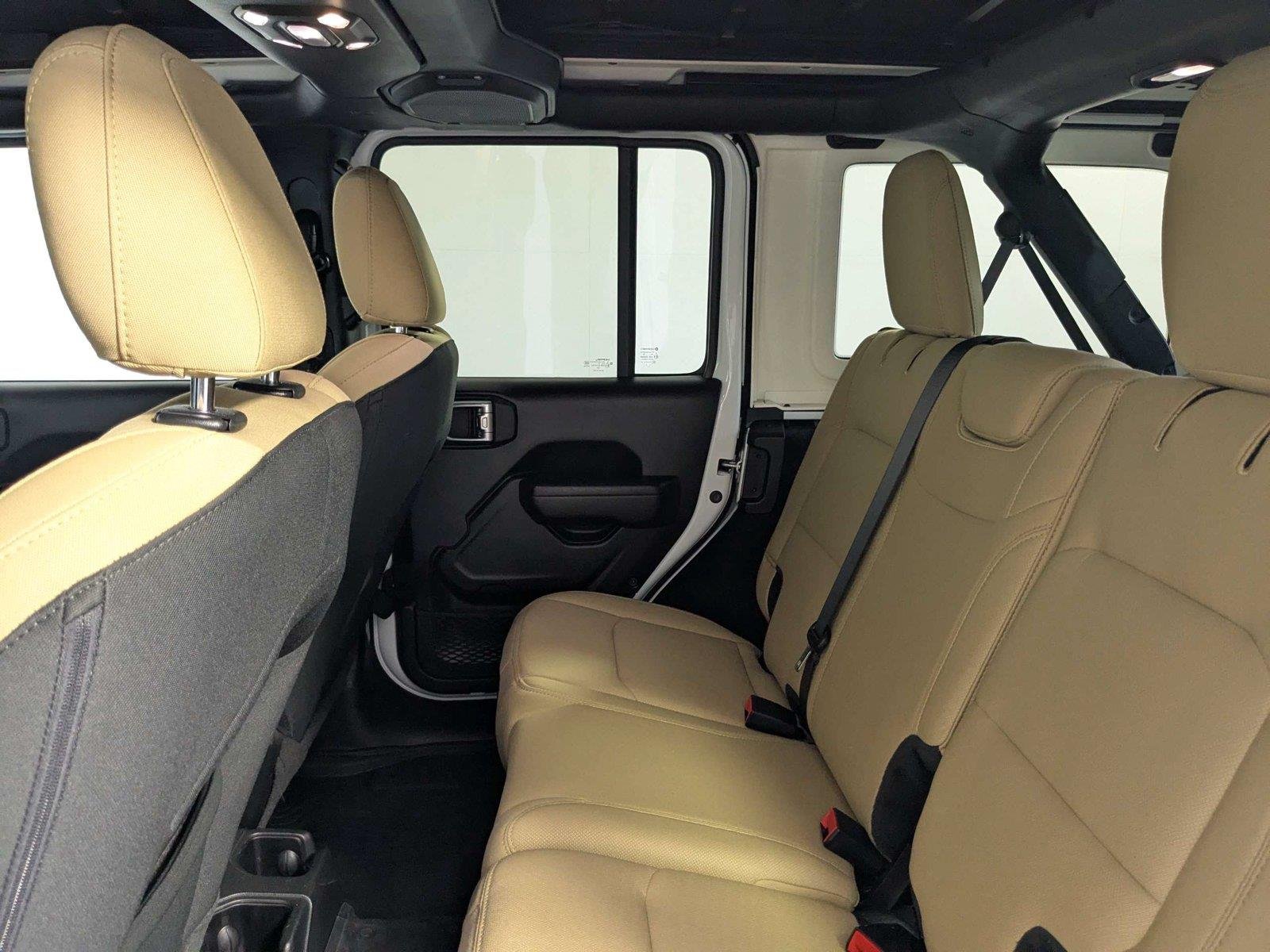 Used 2022 Bright White Clearcoat Jeep Unlimited Sport S image 33