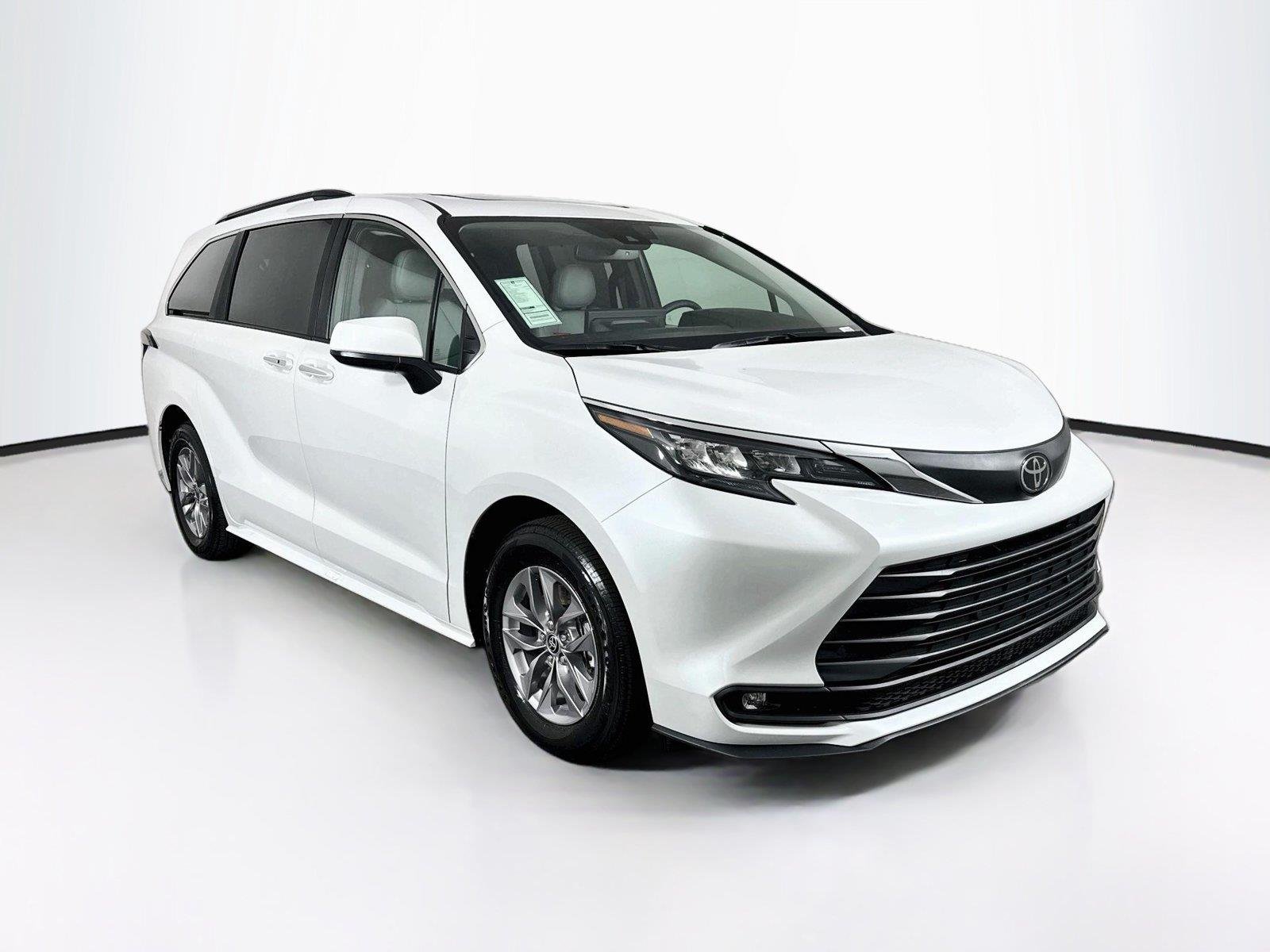 Certified Used 2026 Wind Chill Pearl Toyota XLE image 10