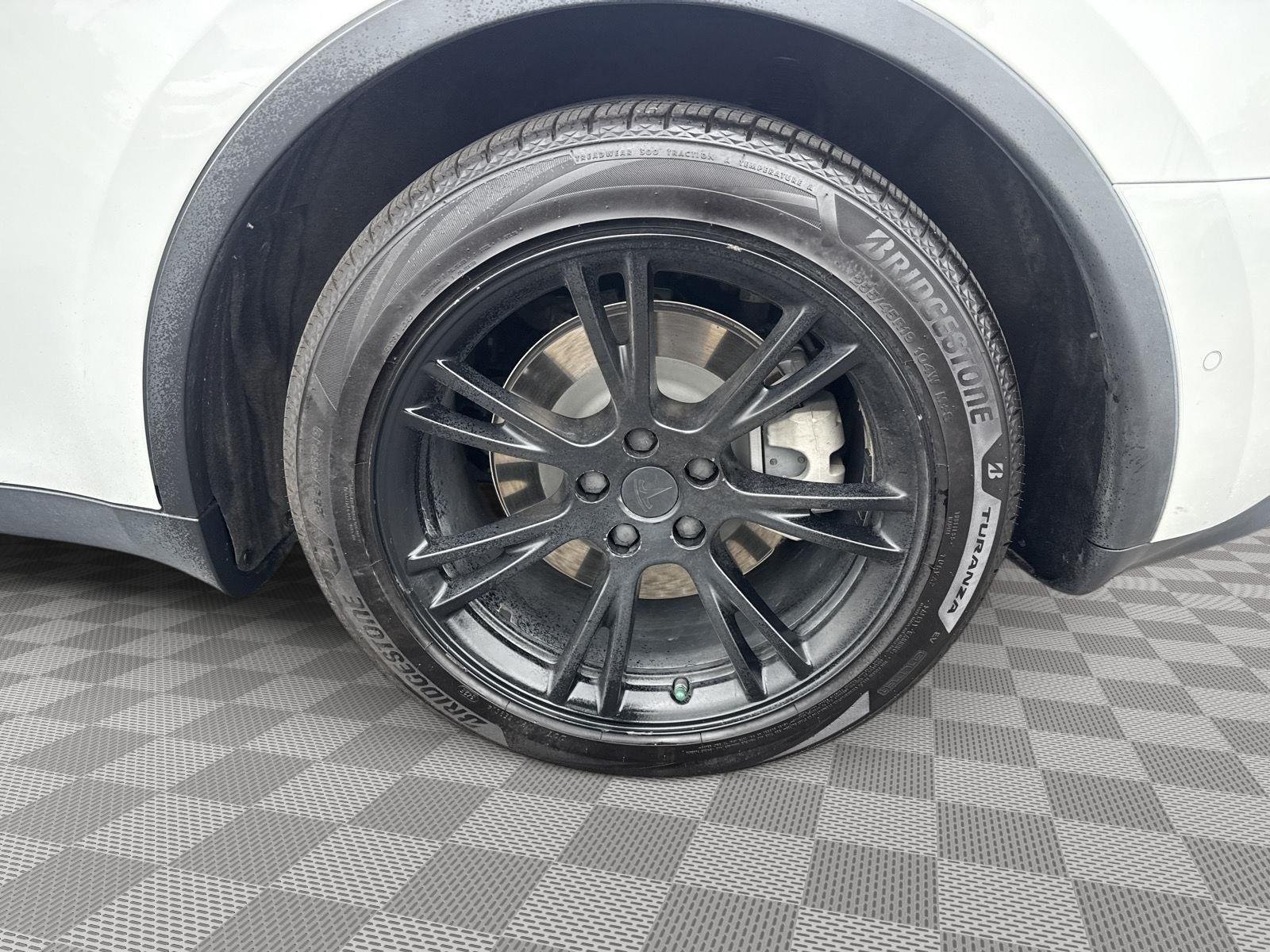 Used 2021 Pearl White Multi-Coat Tesla Long Range image 16