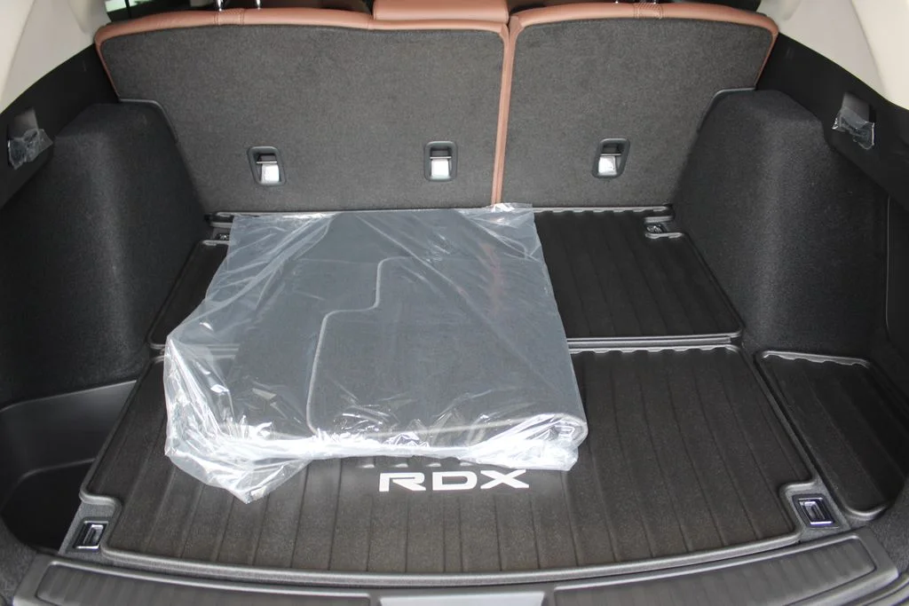 New 2026 Platinum White Pearl Acura Technology Package image 14