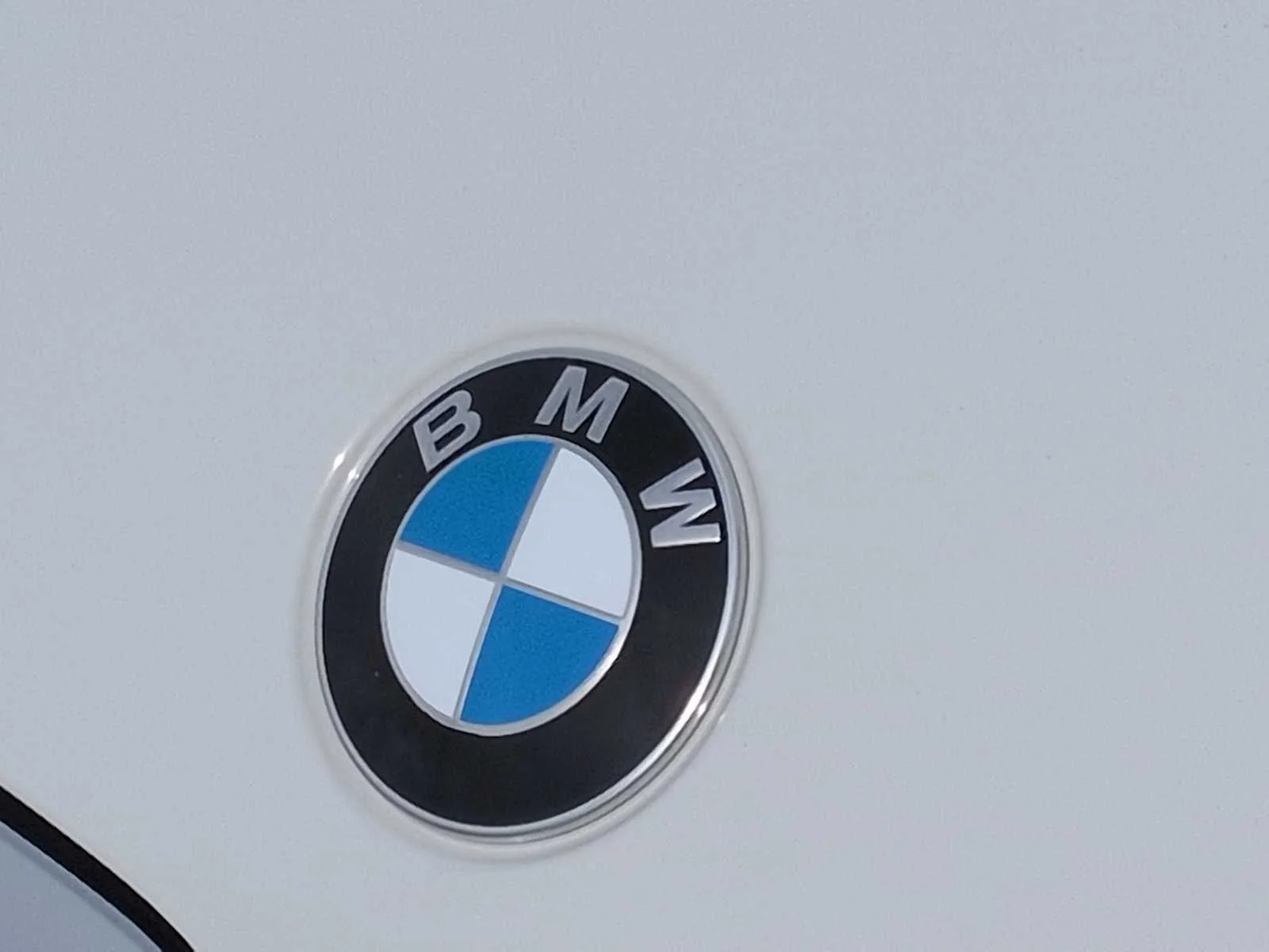 New 2025 Alpine White BMW 330i xDrive image 11