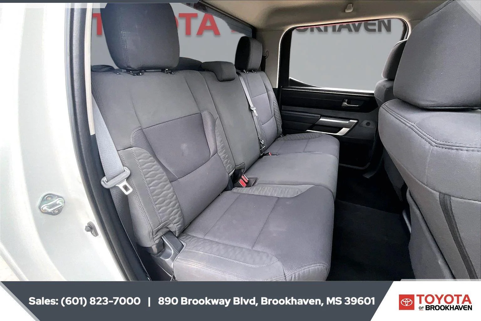 Used 2023 Ice Cap Toyota SR5 image 20