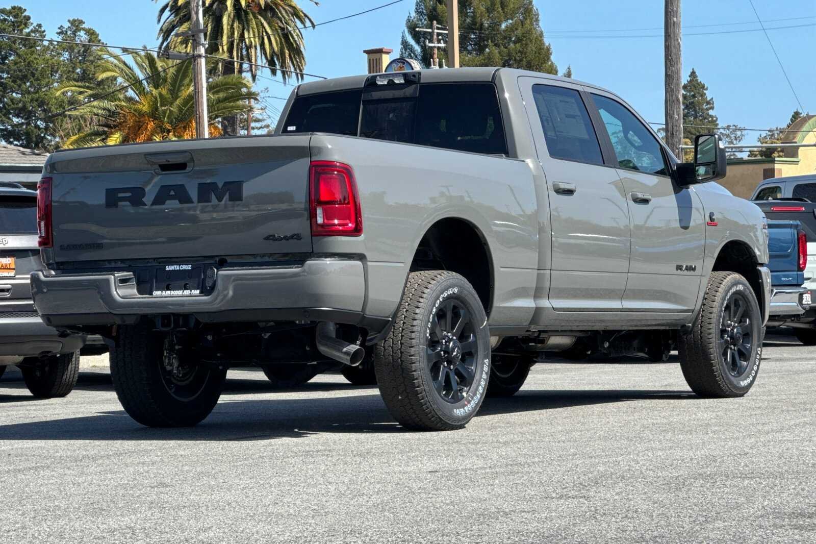 New 2026 Ceramic Gray Clear-Coat Exterior Paint RAM LARAMIE image 4