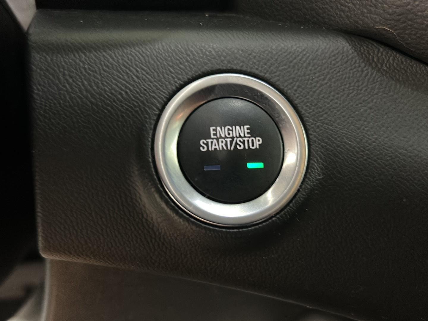 Used 2023 Sterling Metallic GMC SLE image 8