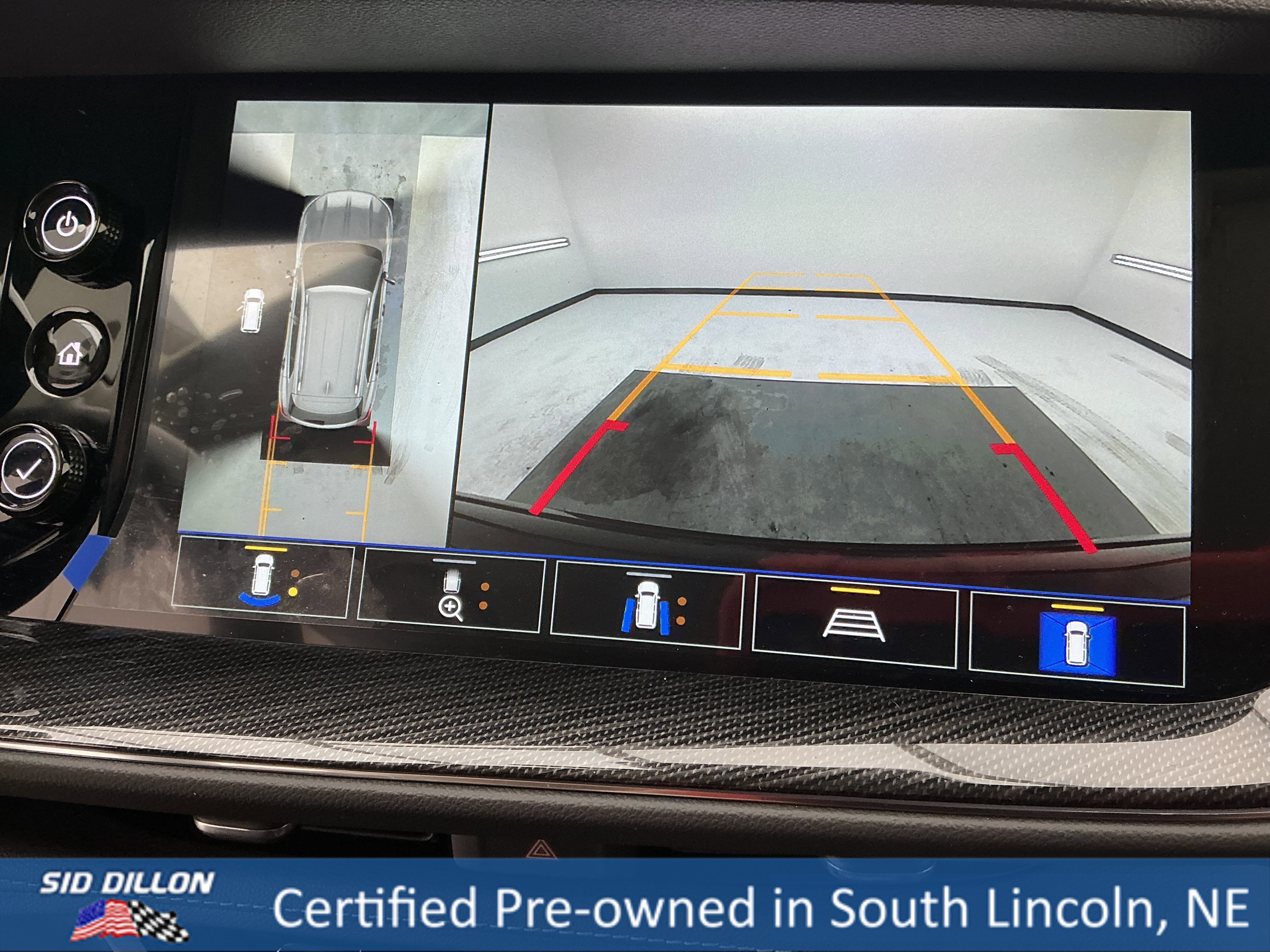 View vehicle photo 7