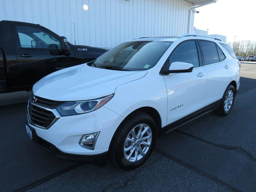 Used 2020 Summit White Chevrolet LT image 11
