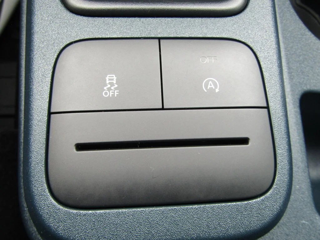 Used 2025 Green Ford XLT image 32
