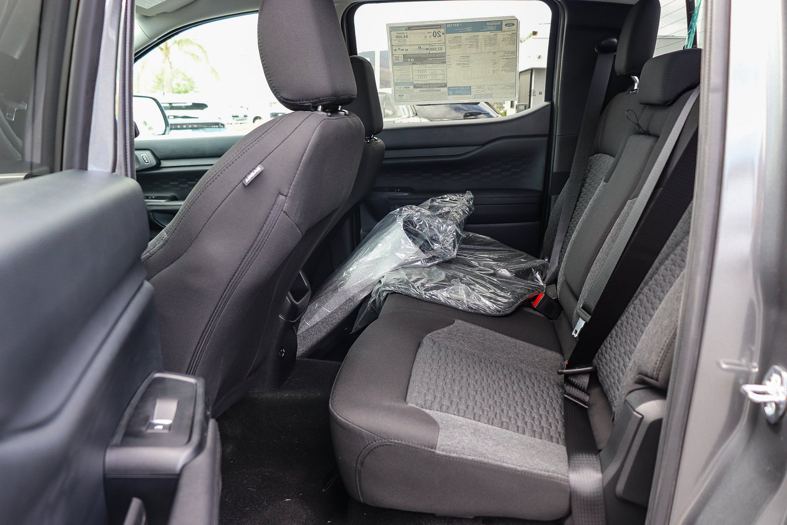 New 2026 Carbonized Gray Metallic Ford XLT image 18