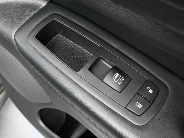 2020 Jeep Grand Cherokee Altitude - Photo 42