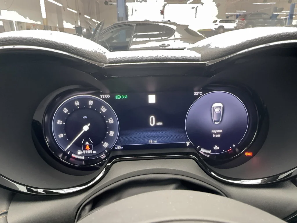 New 2026 Blue Alfa Romeo Base image 48