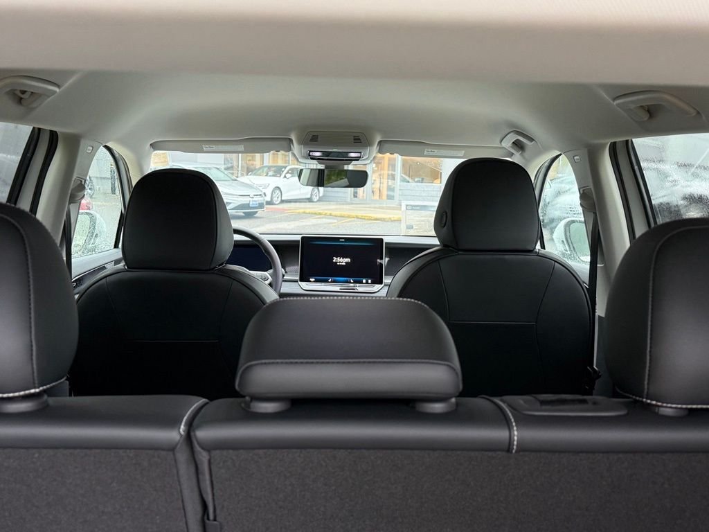 New 2026 White Volkswagen 2.0T SE image 18