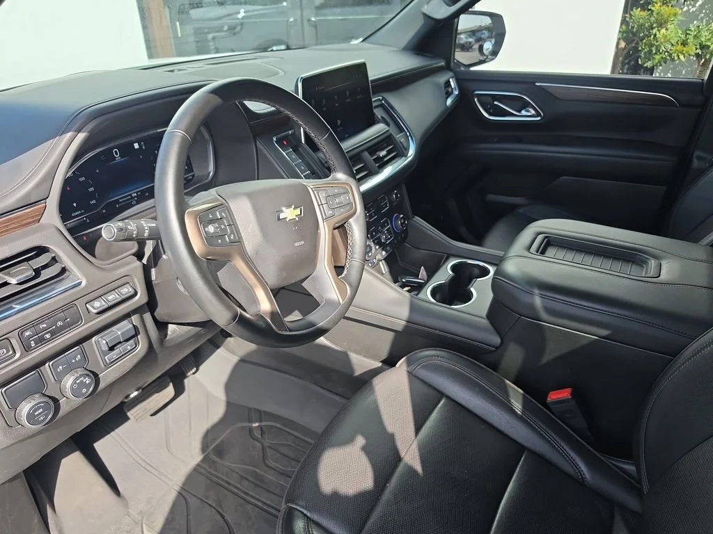 Used 2023 Summit White Chevrolet High Country image 19
