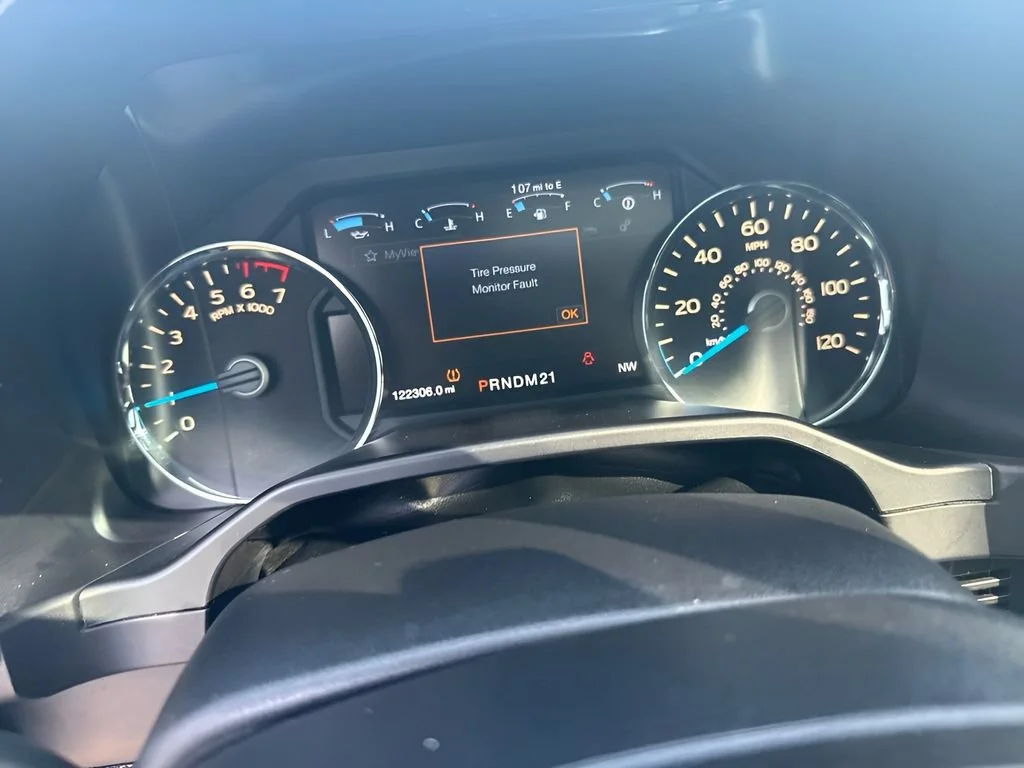 Used 2016  Ford XLT image 14