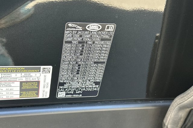 New 2027 Santorini Black Land Rover SE image 28