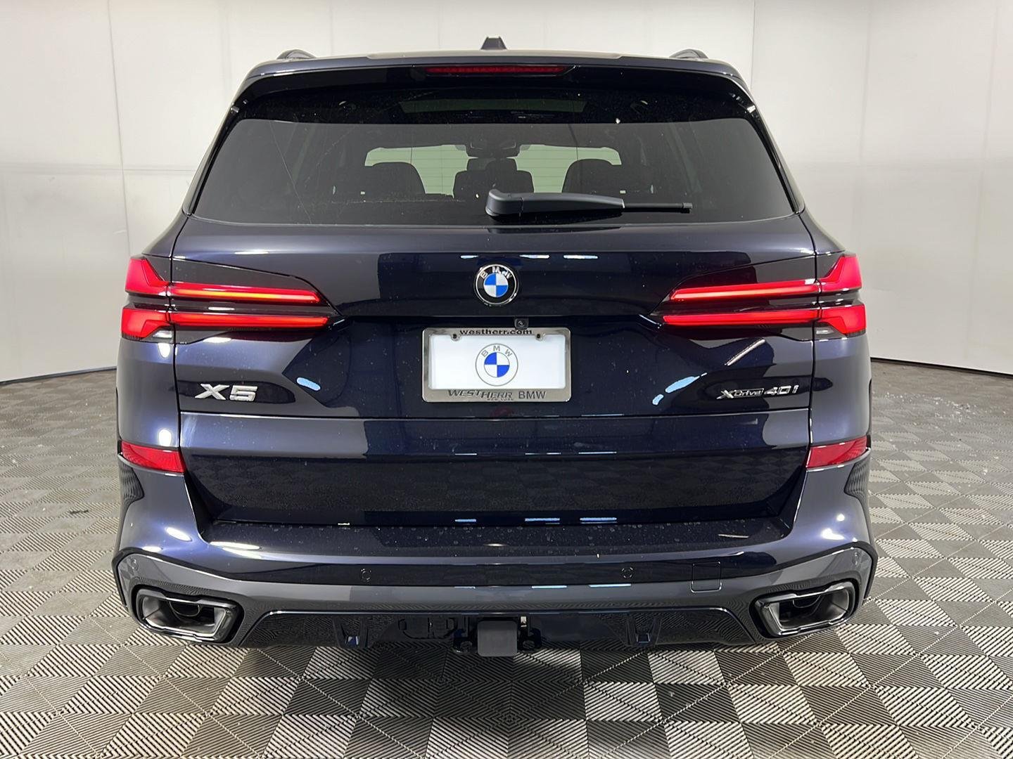 New 2026 Carbon Black Metallic BMW xDrive40i image 16