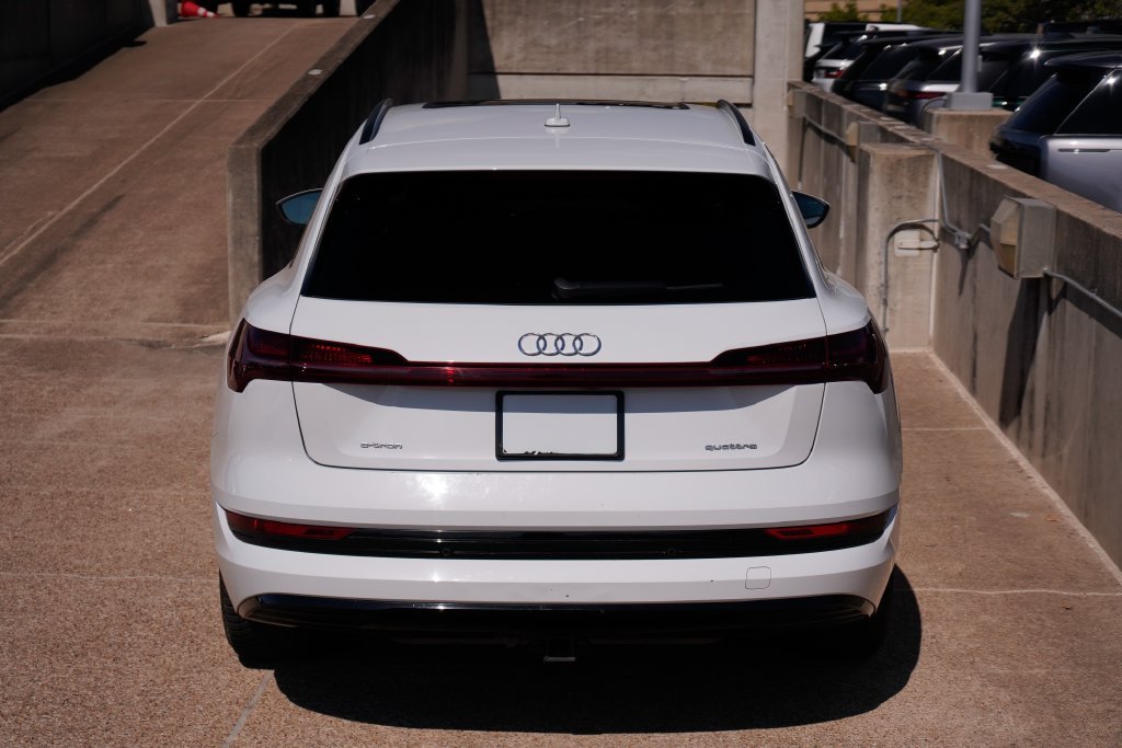 Used 2021  Audi Premium Plus image 9