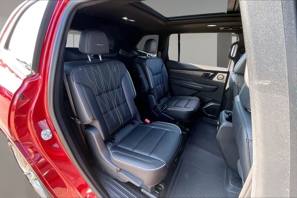 Used 2025 Red Buick Avenir image 29