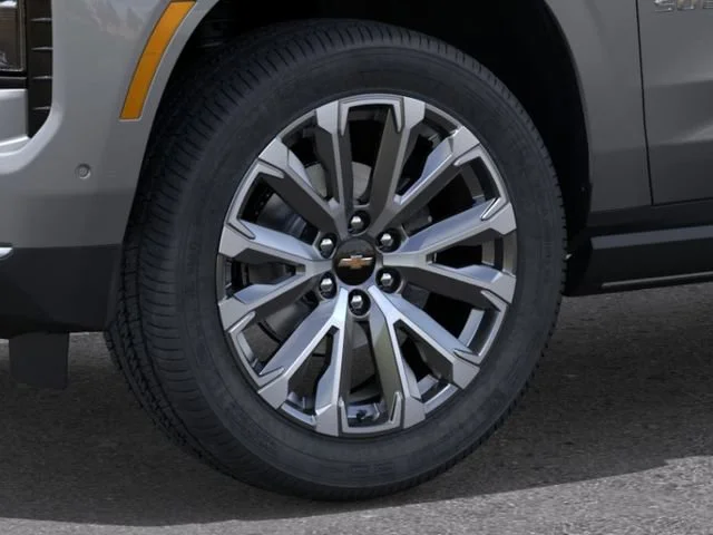 2026 Chevrolet Suburban High Country - Photo 17