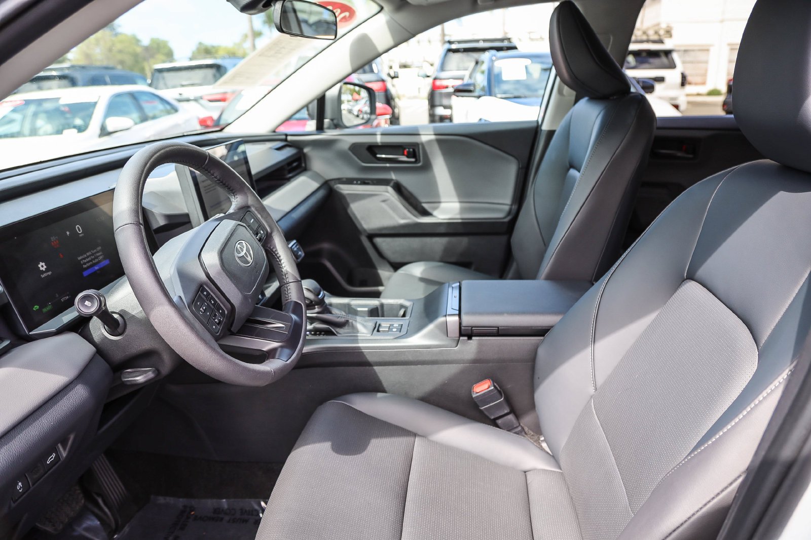 Certified Used 2026 Ice Toyota XLE Premium image 19