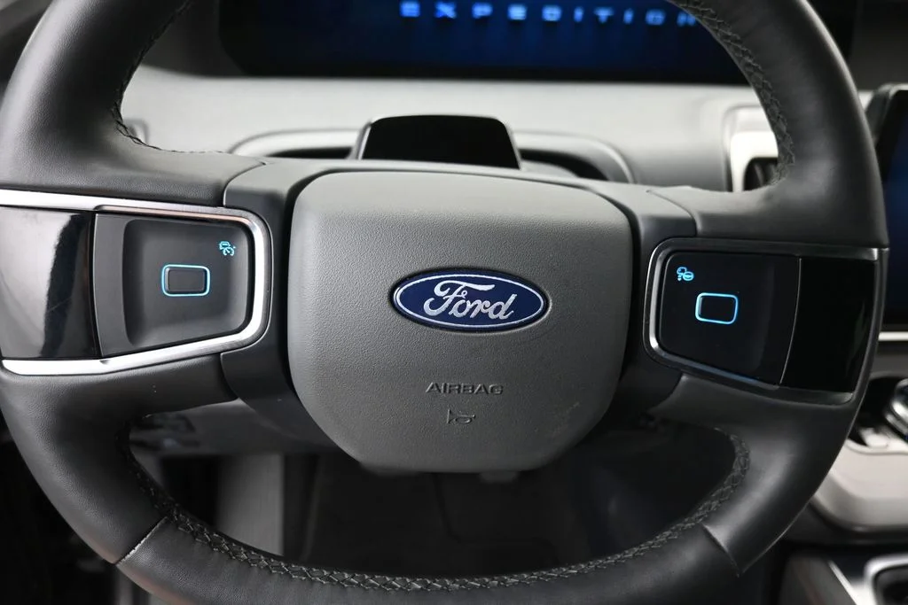 Used 2025 Black Ford Active image 19