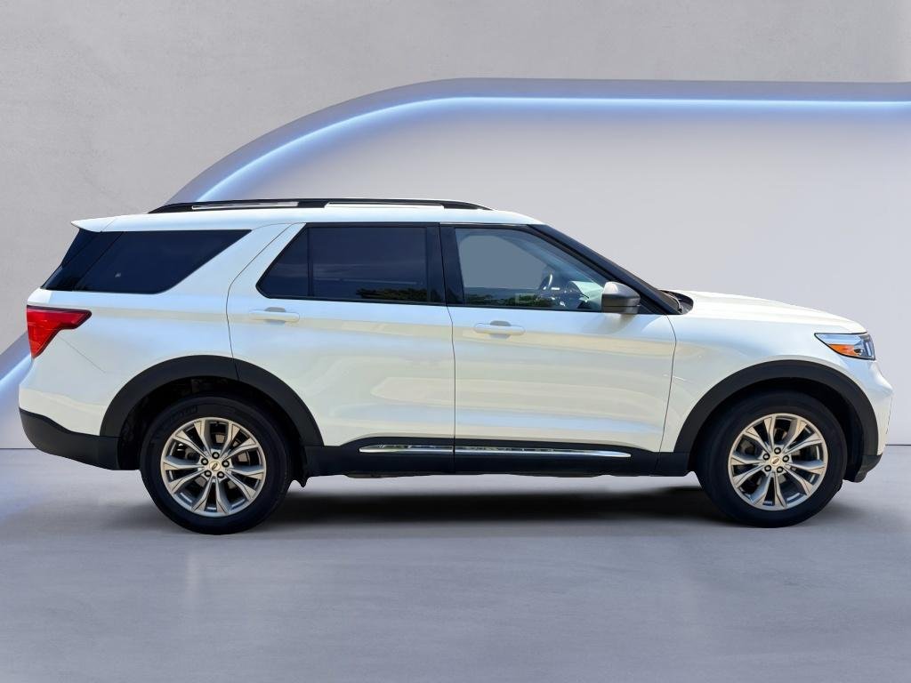 Used 2023 White Ford XLT image 6