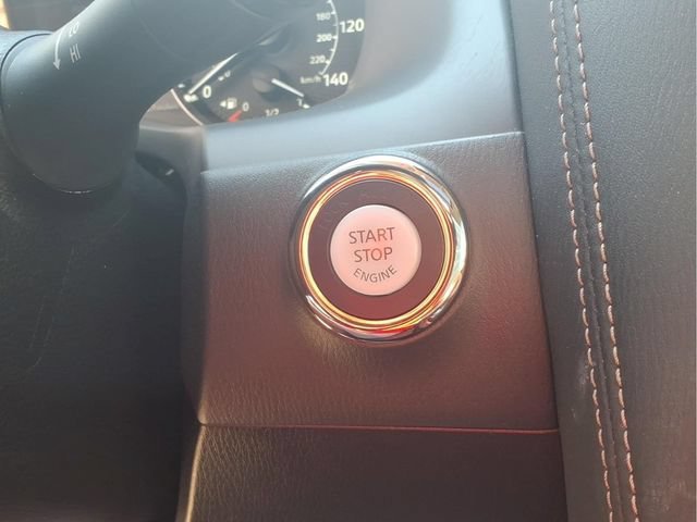 Used 2023 Black Nissan Platinum 2WD image 12