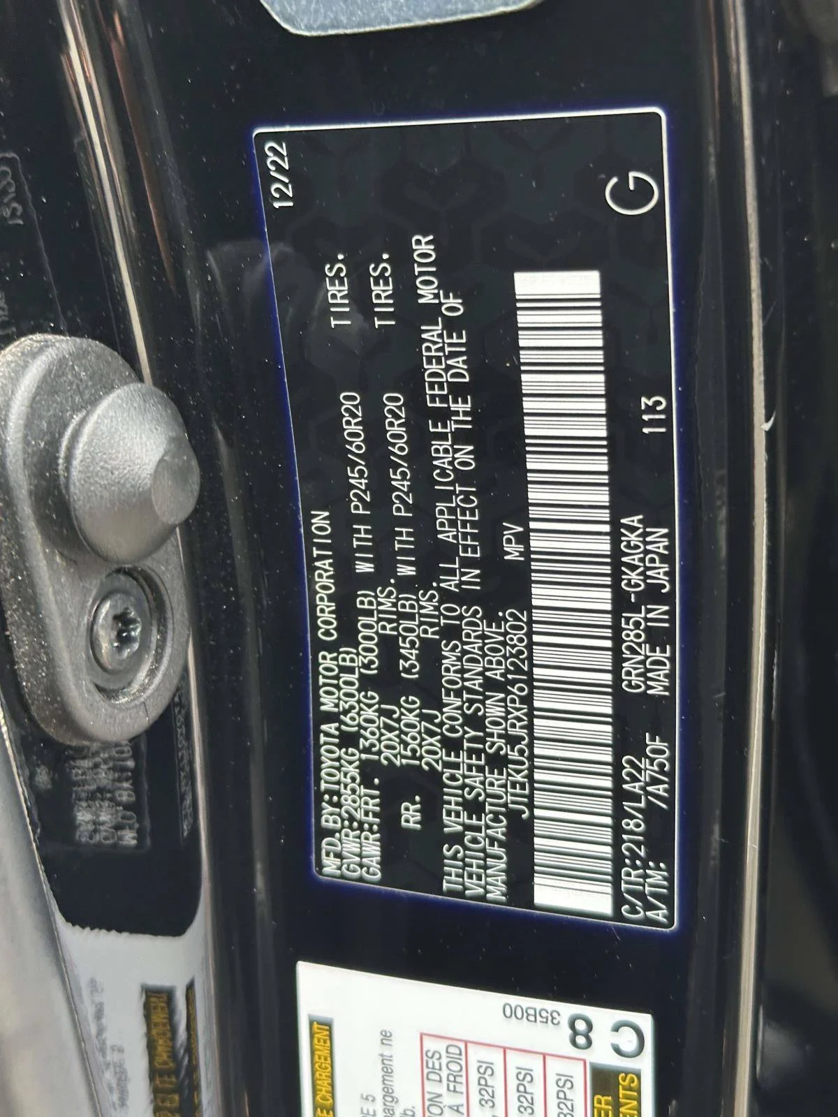 Used 2023 MIDNIGHT BLACK ME Toyota Limited image 18