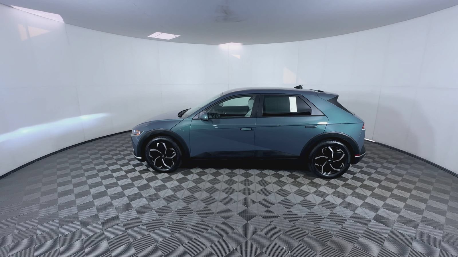 Certified Used 2023 Digital Teal Hyundai SEL image 6