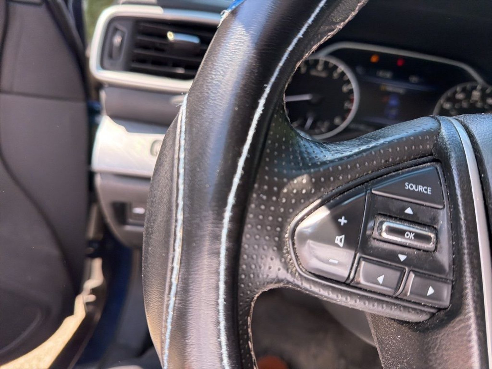 Used 2017 Deep Blue Pearl Nissan 3.5 SL image 20