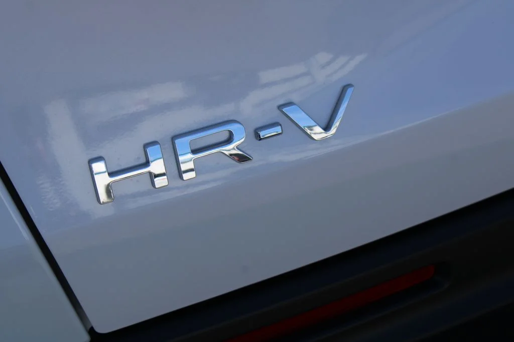 New 2026 Platinum White Pearl Honda AWD LX image 10