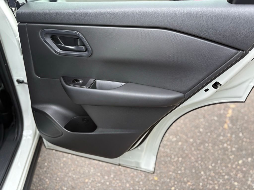 Used 2024 White Nissan S image 20