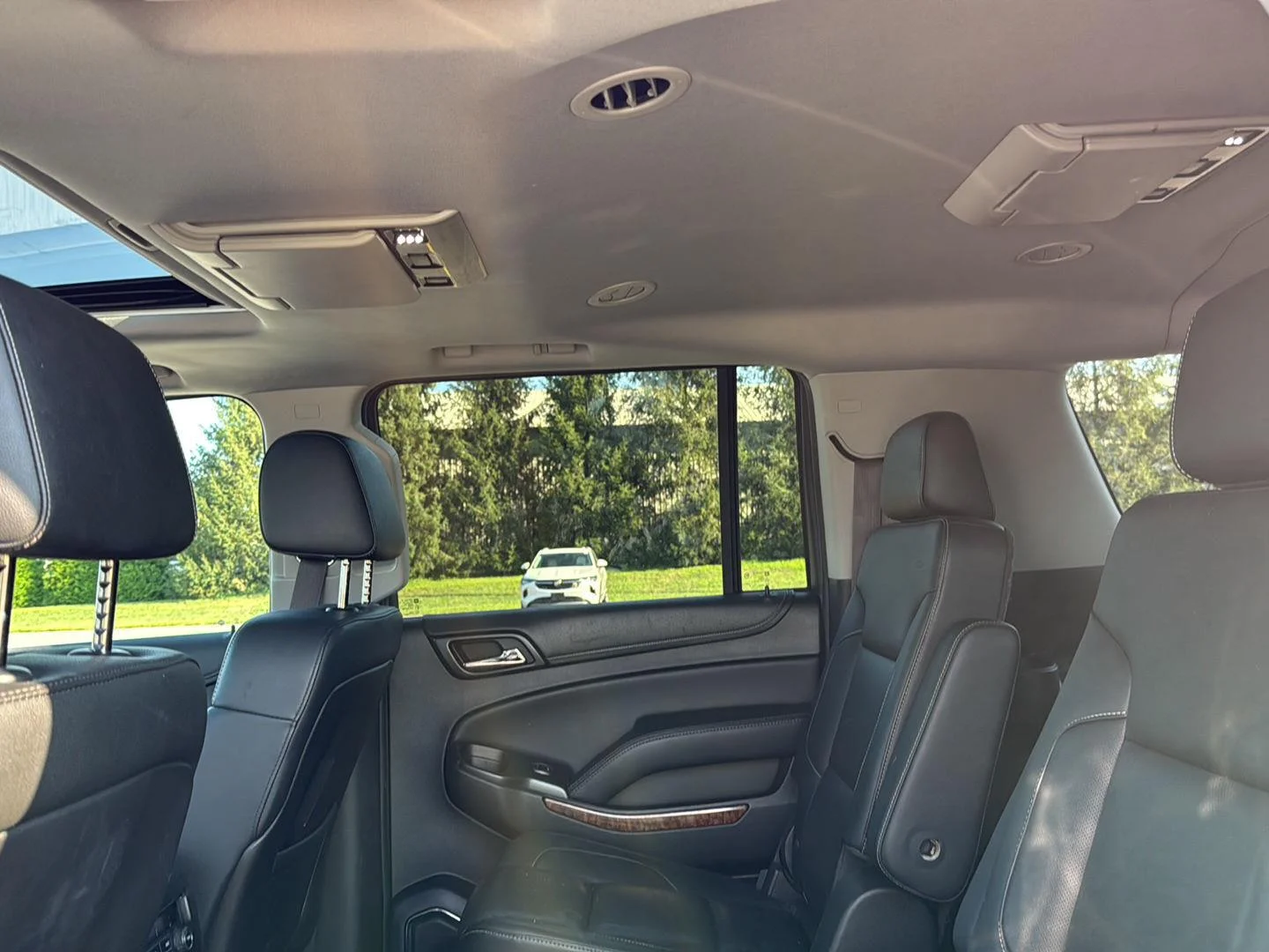 Used 2016 BLACK Chevrolet LTZ image 8