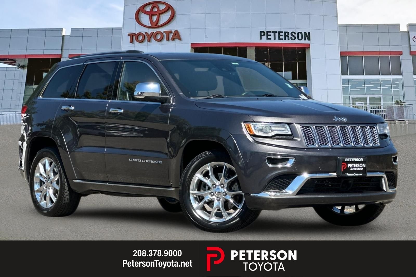 Used 2016 Gray Jeep Summit image 1