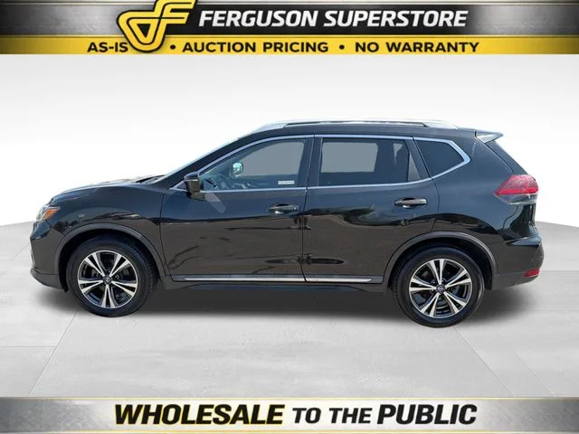 Used 2018 Black Nissan SL image 4