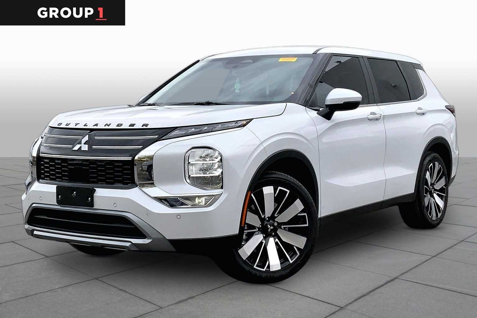 2025 Mitsubishi Outlander SE 2WD's photo