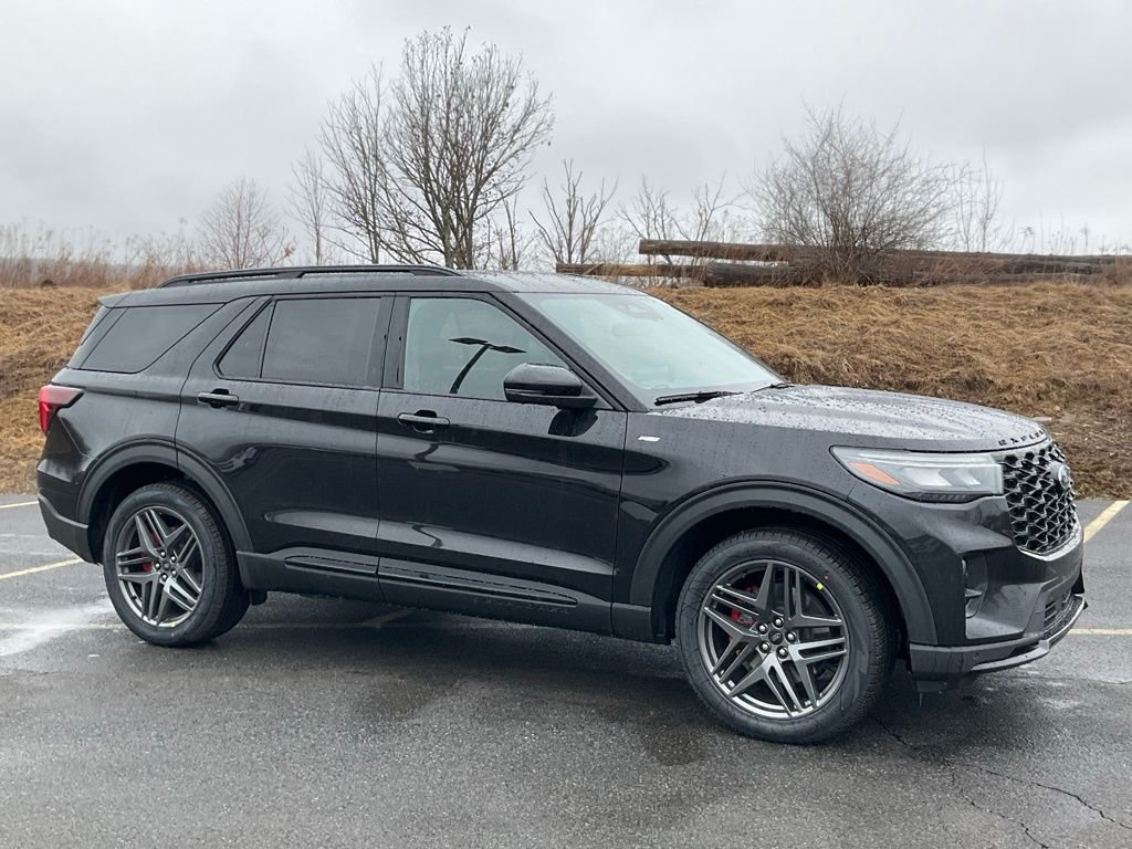 2026 Ford Explorer ST-LINE 4WD's photo