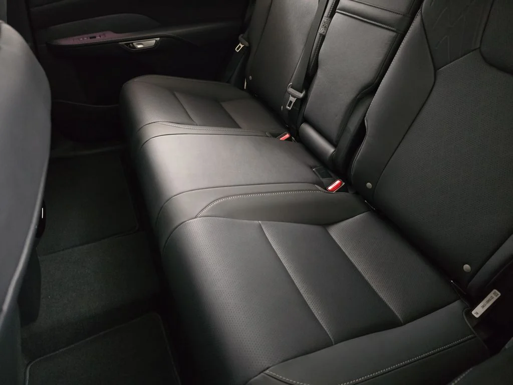 New 2026 Iridium Lexus PREMIUM PLUS image 14