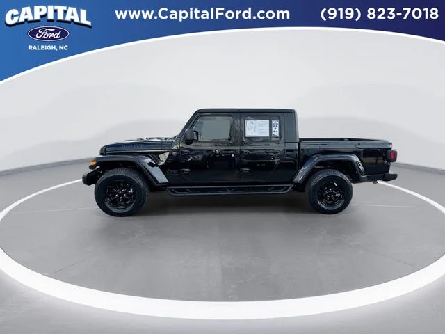 Used 2022 Black Jeep Willys image 5