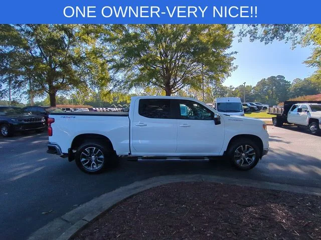 Used 2023 White Chevrolet LT image 6