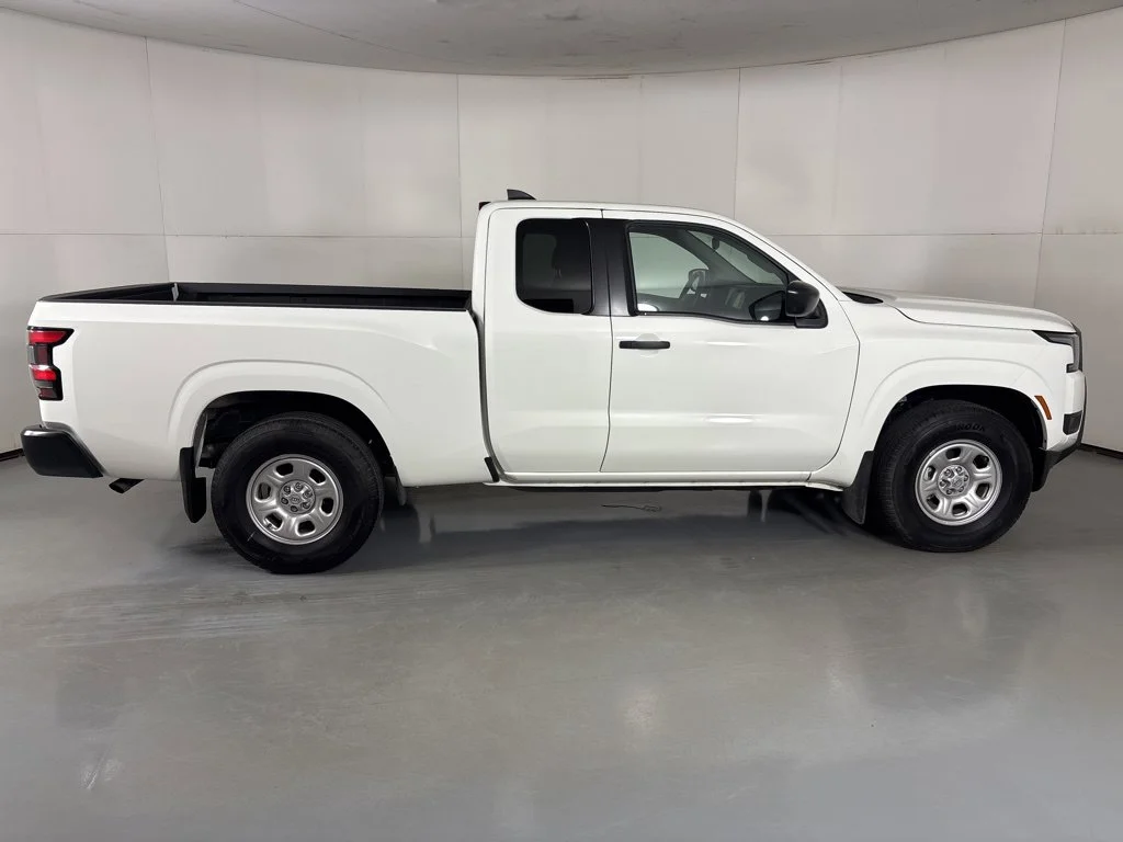 Used 2025 White Nissan S image 9