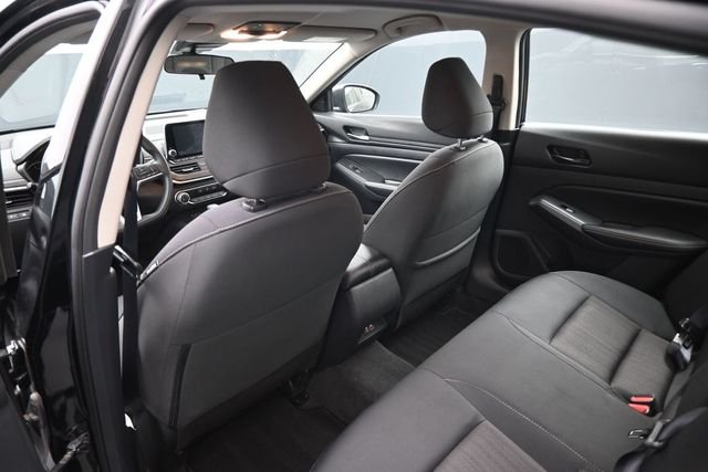 Used 2025 Black Nissan 2.5 SV image 2