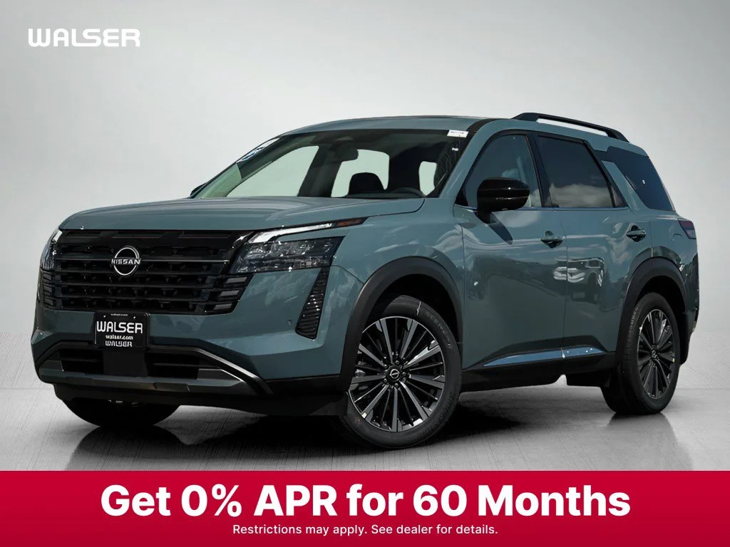 2026 Nissan Pathfinder Platinum 4WD's photo
