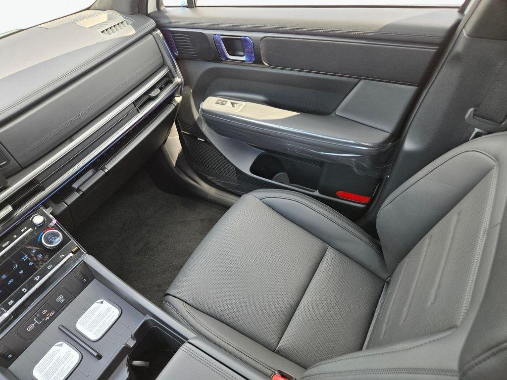 New 2026 White Hyundai Calligraphy AWD image 21