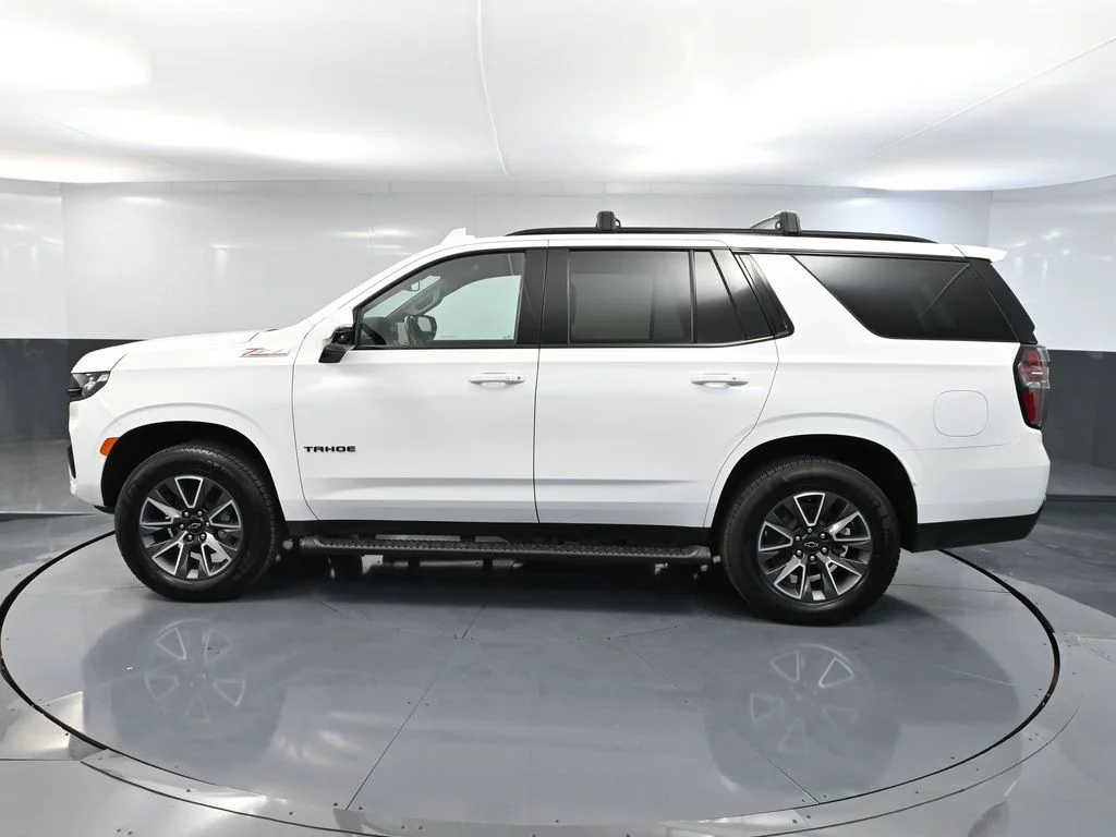 Used 2023 White Chevrolet Z71 image 11