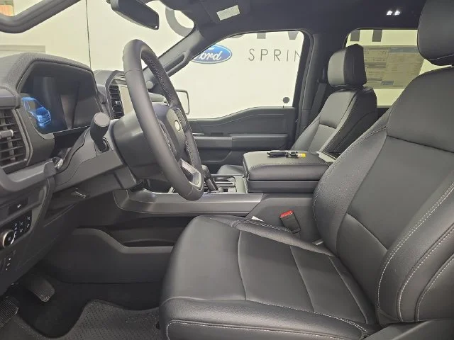 New 2026 Agate Black Metallic Ford XLT image 24