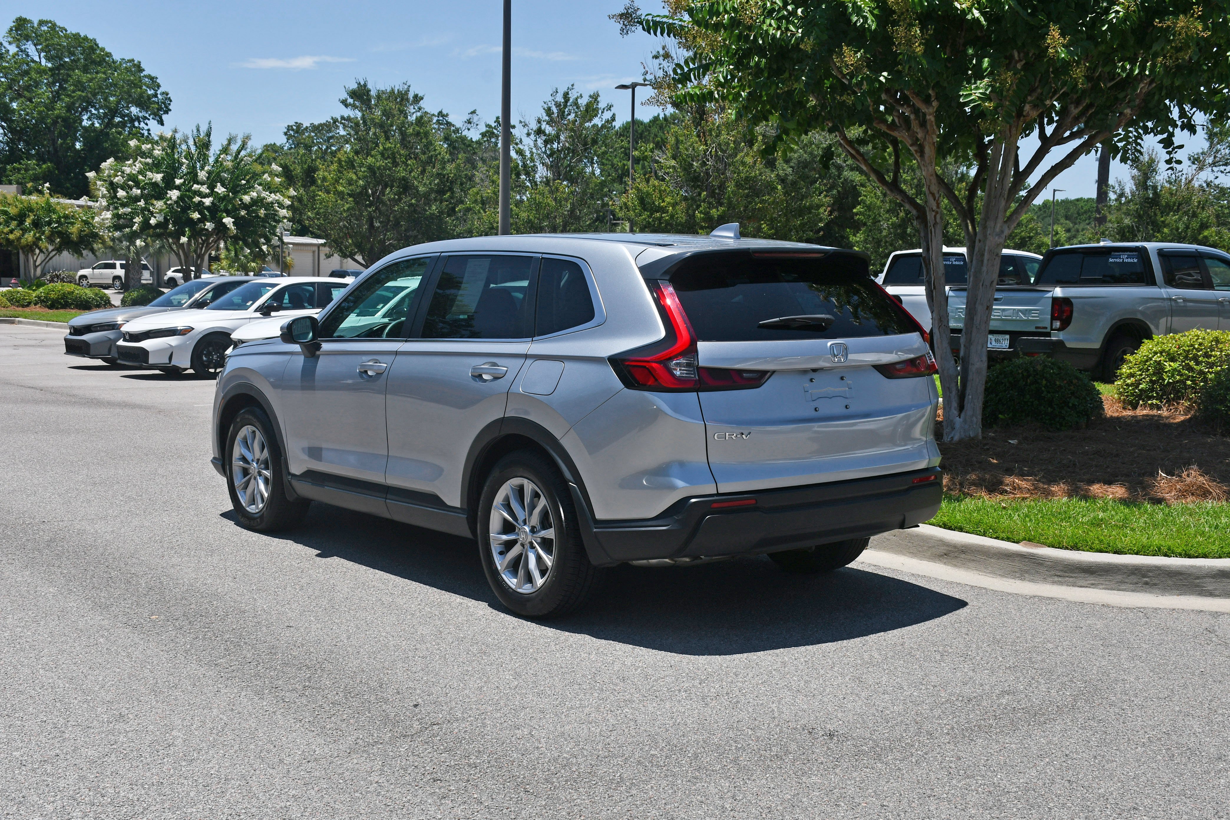 Used 2025  Honda EX image 22