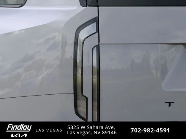 New 2027 Gray Kia X-Line SX image 13