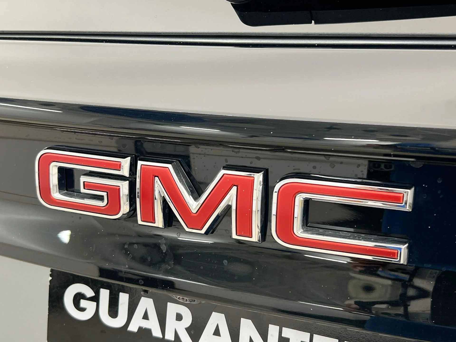 New 2026 Sterling Metallic GMC Elevation image 82