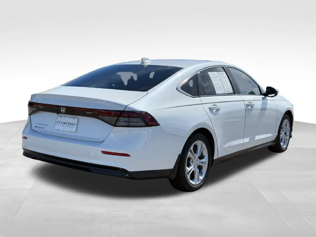 Used 2025 White Honda LX image 28