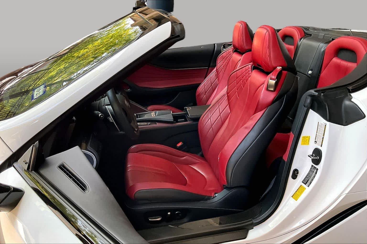 Used 2021 Ultra White Lexus  image 7